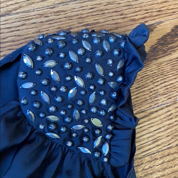 Excellent Condition - one sleeve blouse with beads - Picture 2 of 2